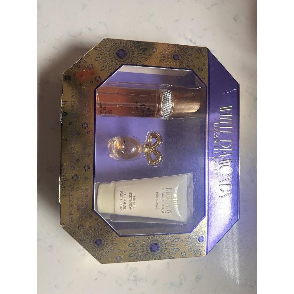 White Diamonds Elizabeth Taylor EDT Lotion Body Wash 3 Piece Womens Gift Set